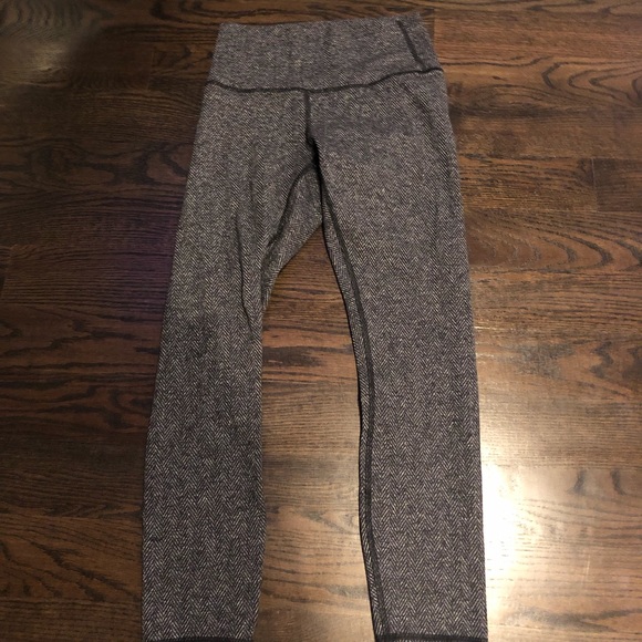 lululemon athletica Pants - Lululemon herringbone wunder under Rare